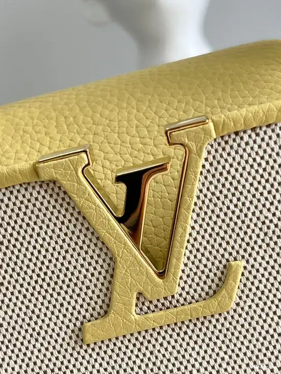 WIS LOUIS MINI VUITTON CAPUCINES 0518